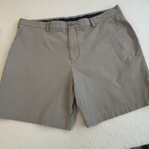 Vineyard Vines Shorts Mens 42 Tan Color Pockets Link Short